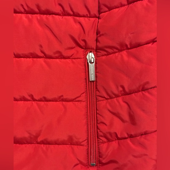 MICHAEL KORS VEST, puffer vest, MK vest - Picture 5 of 5